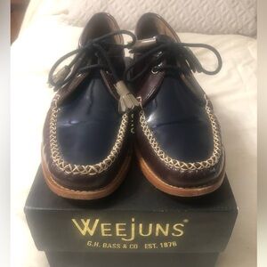 WEEJUNS SHOES by G.H. BASS & CO